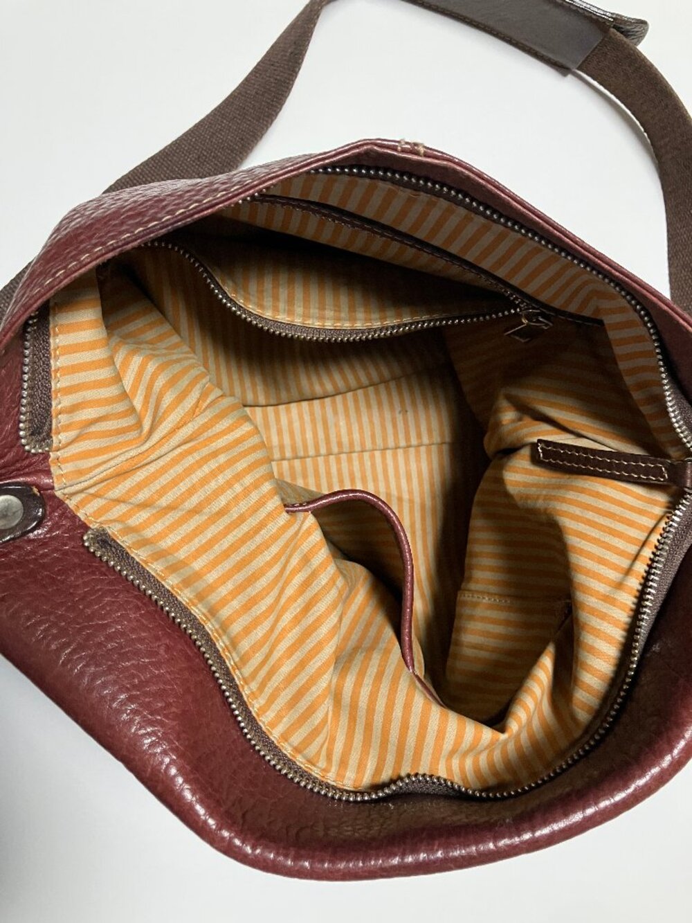 Marco Buggiani Purse, Italian Leather, Maroon/Burgundy, Large - Picture 10 of 13